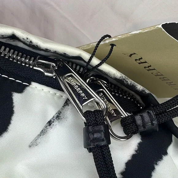 [BAG] BURBERRY Watercolour Econyl Backpack | Black White Tie-Dye Designer Luxury - Picture 8 of 12